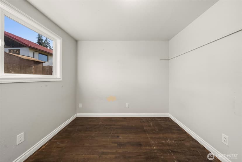 Property photo for 6502 21st Avenue NE, Tacoma photo 24