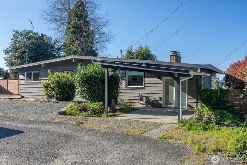 Property photo for 6502 21st Avenue NE, Tacoma photo 3