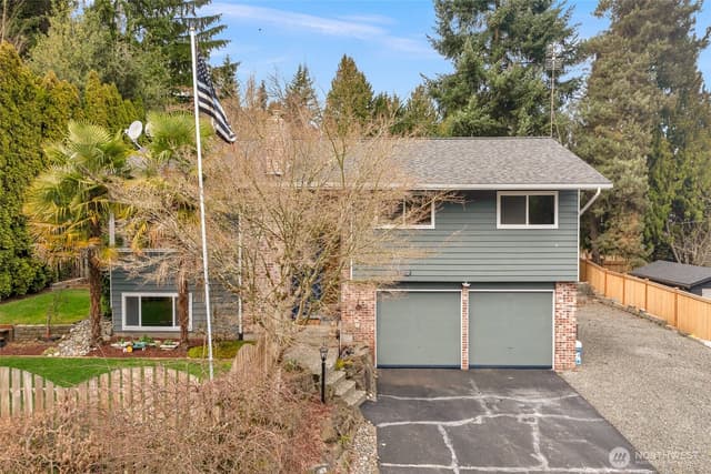 Property photo for 19332 53rd Avenue NE, Lake Forest Park