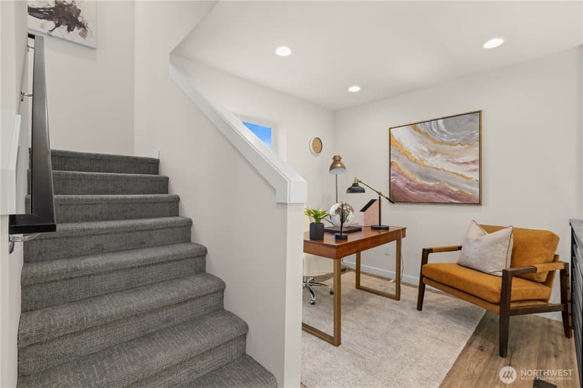 Property photo for 9518 Interlake Avenue N, Seattle photo 24