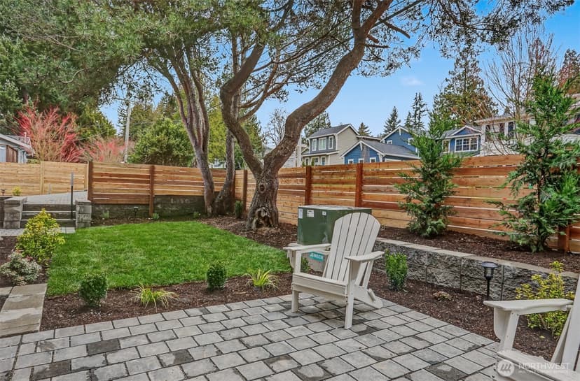Property photo for 11247 108th Avenue NE, Kirkland photo 10