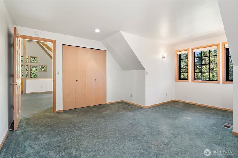 Property photo for 3840 NE Ambleside Lane, Bremerton photo 22