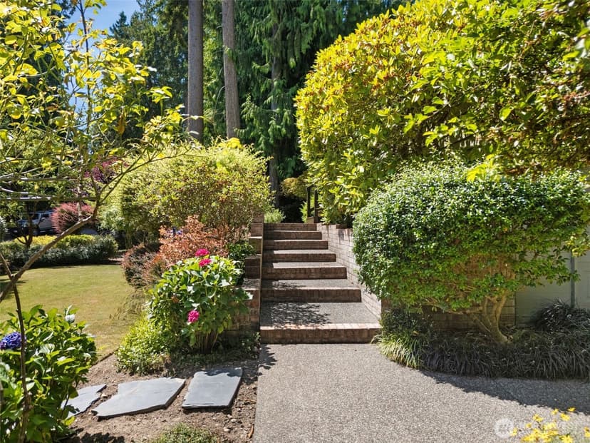 Property photo for 3840 NE Ambleside Lane, Bremerton photo 29