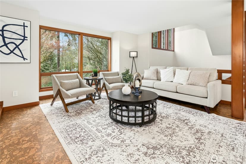 Property photo for 373 Mount Defiance Circle SW, Issaquah photo 6