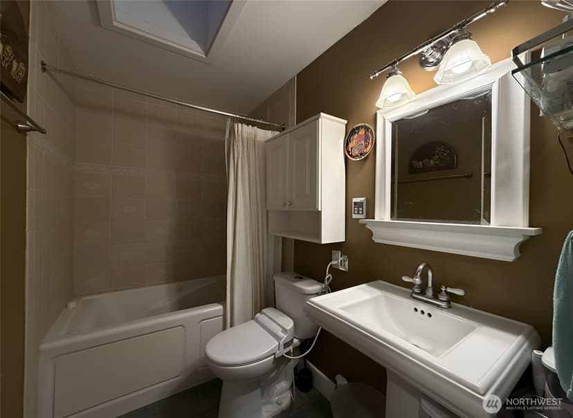Property photo for 4547 150th Ave SE, Bellevue photo 10