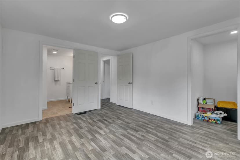 Property photo for 11517 155 Avenue SE, Renton photo 13