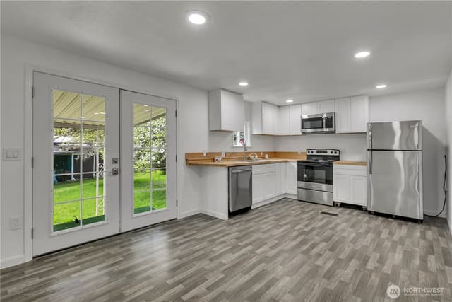 Property photo for 11517 155 Avenue SE, Renton photo 5