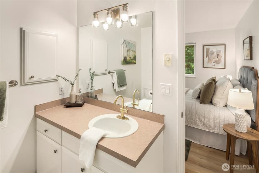 Property photo for 6527 200th Street SW #303, Lynnwood photo 8
