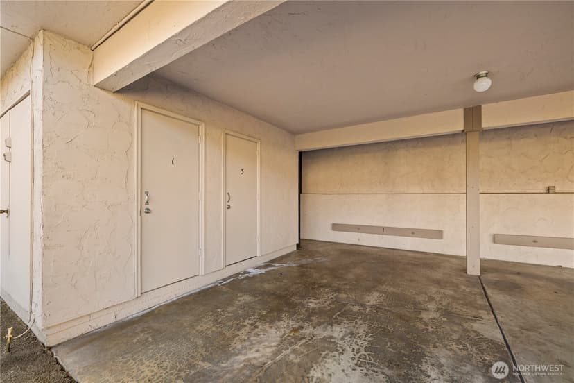 Property photo for 22508 6th Avenue S #1, Des Moines photo 18