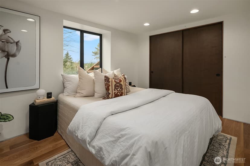 Property photo for 5010 NE 52nd Street, Seattle photo 25