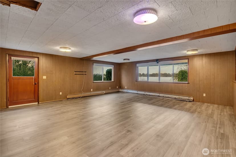 Property photo for 9832 American Avenue SW, Lakewood photo 20