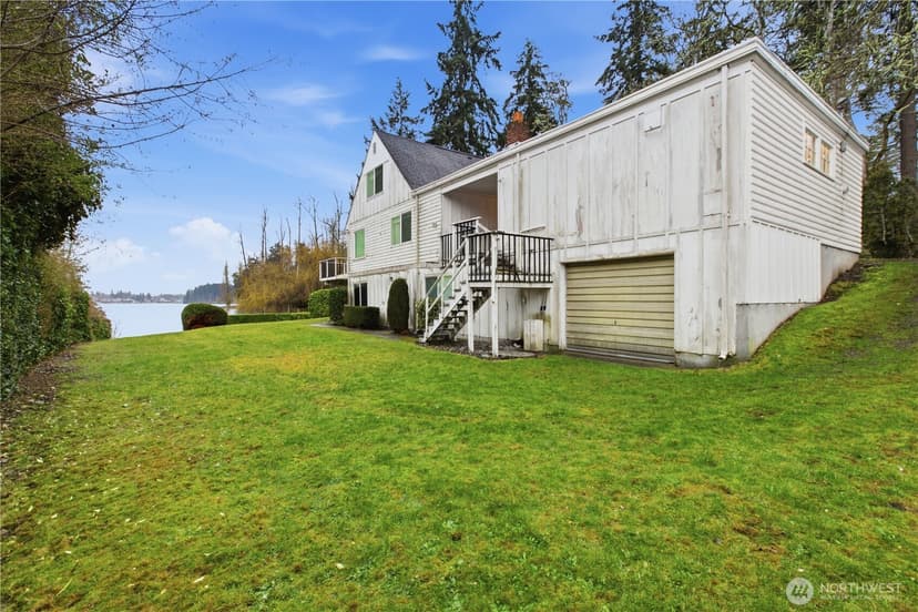 Property photo for 9832 American Avenue SW, Lakewood photo 33