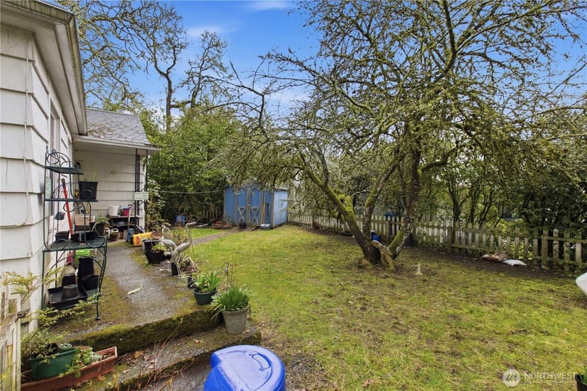 Property photo for 9832 American Avenue SW, Lakewood photo 38