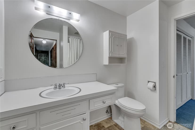 Property photo for 9832 American Avenue SW, Lakewood photo 13