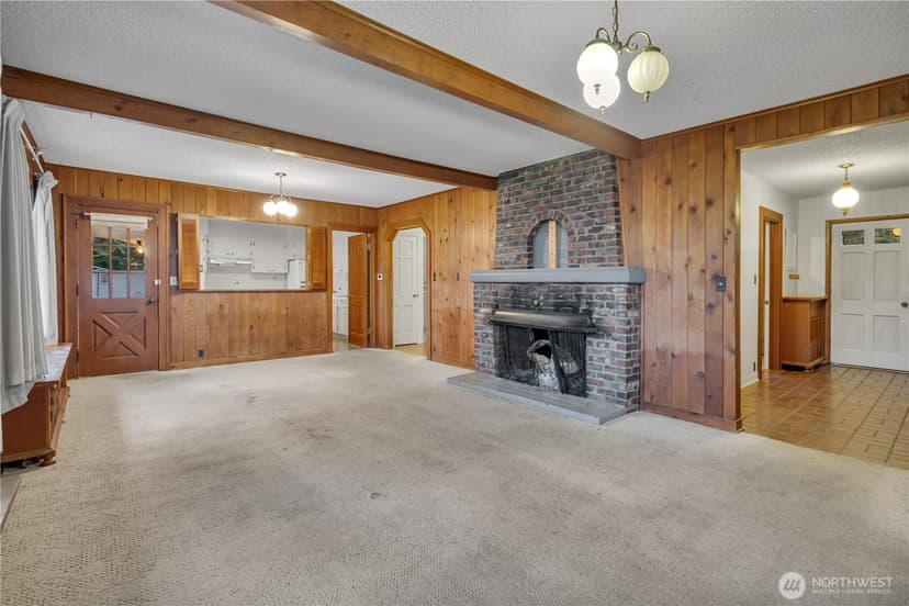 Property photo for 9832 American Avenue SW, Lakewood photo 6
