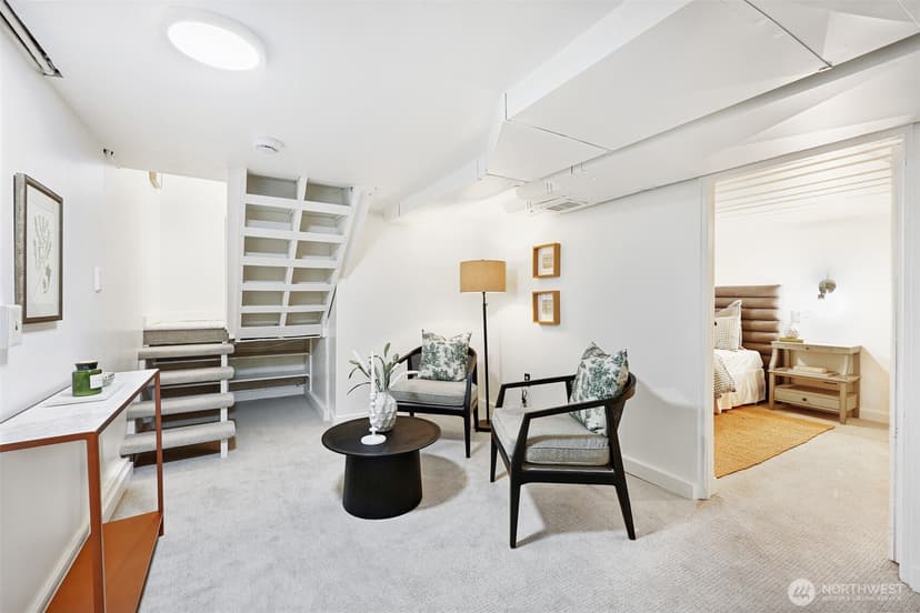 Property photo for 4001 NE 57th Street, Seattle photo 17