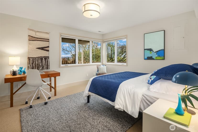 Property photo for 3026 38th Avenue W, Seattle photo 36