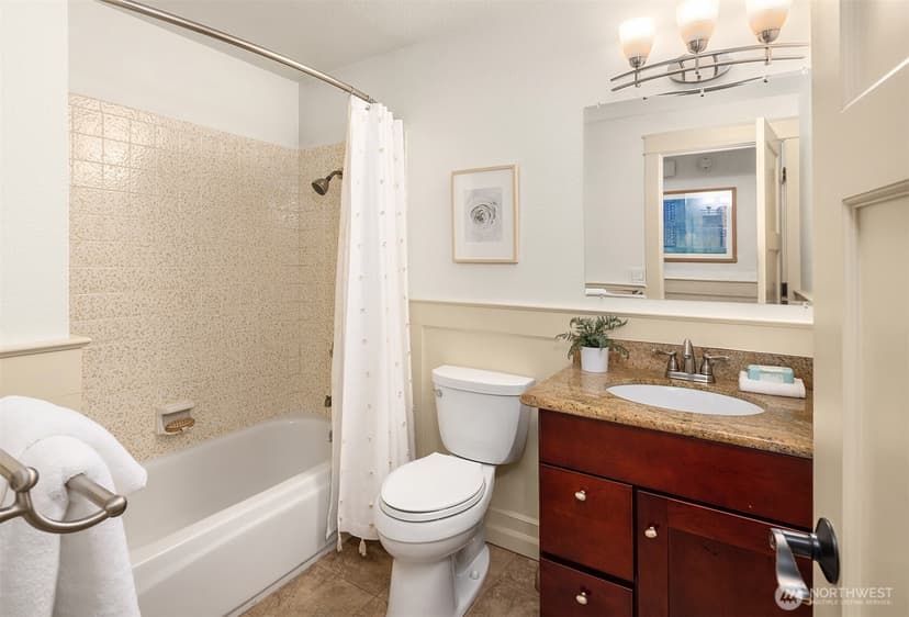 Property photo for 5829 112th Place NE, Kirkland photo 24
