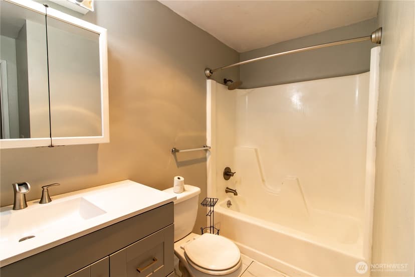 Property photo for 2929 SE Mile Hill Drive #A3, Port Orchard photo 15