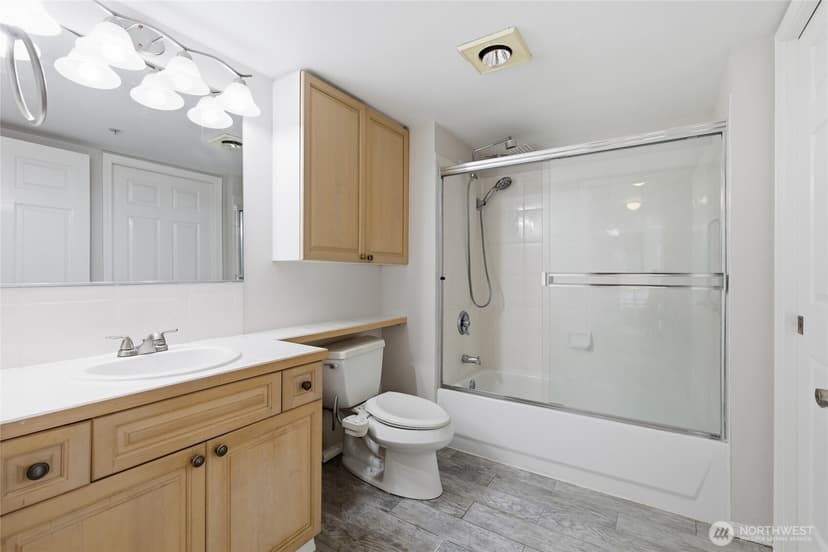 Property photo for 15020 Bothell Way NE #406, Lake Forest Park photo 12