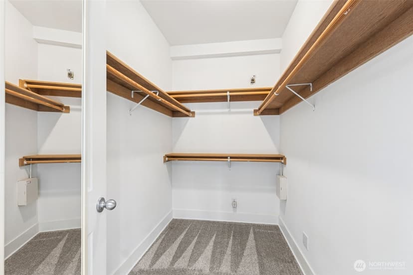 Property photo for 5907 40th Avenue SW #A, Seattle photo 16