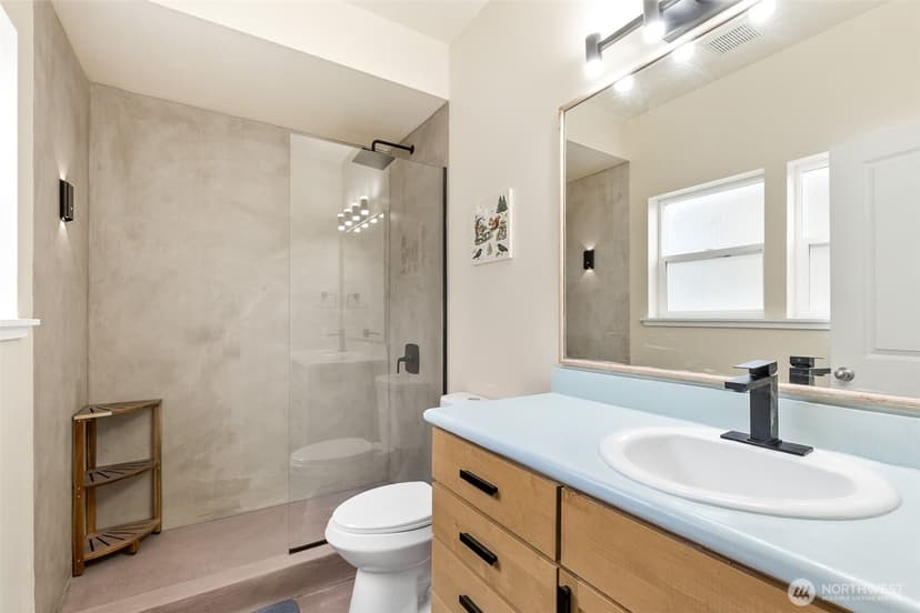 Property photo for 5907 40th Avenue SW #A, Seattle photo 11