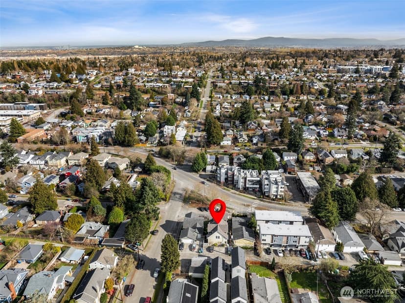 Property photo for 5907 40th Avenue SW #A, Seattle photo 19
