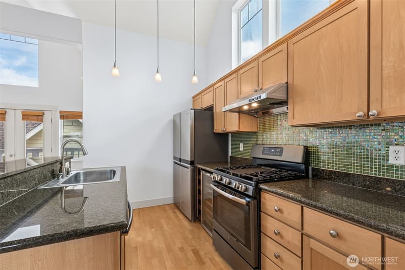Property photo for 5907 40th Avenue SW #A, Seattle photo 5