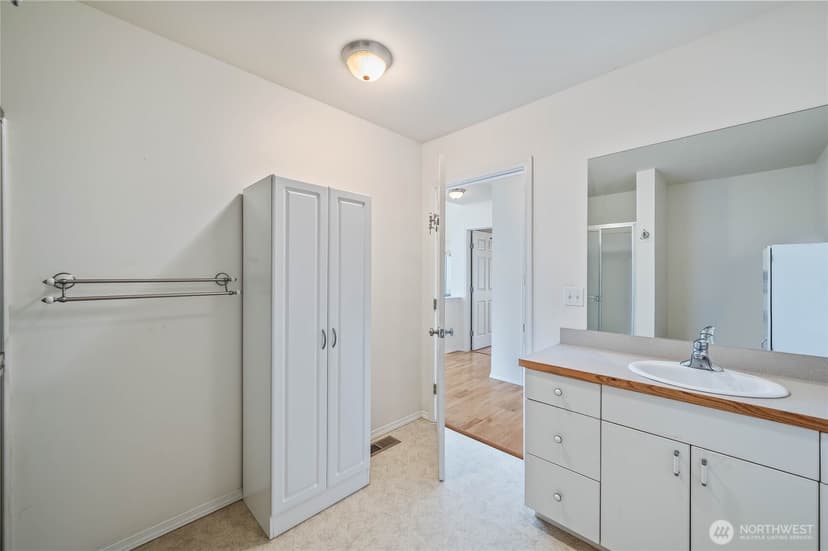 Property photo for 20000 S Lakeshore Road, Chelan photo 35