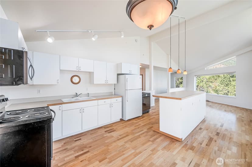 Property photo for 20000 S Lakeshore Road, Chelan photo 30