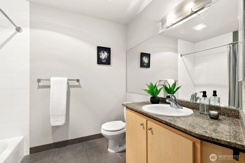 Property photo for 425 23rd Avenue S #A401, Seattle photo 15
