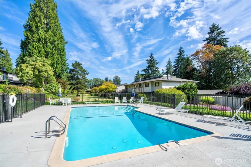 Property photo for 17050 Northup Way #5, Bellevue photo 18
