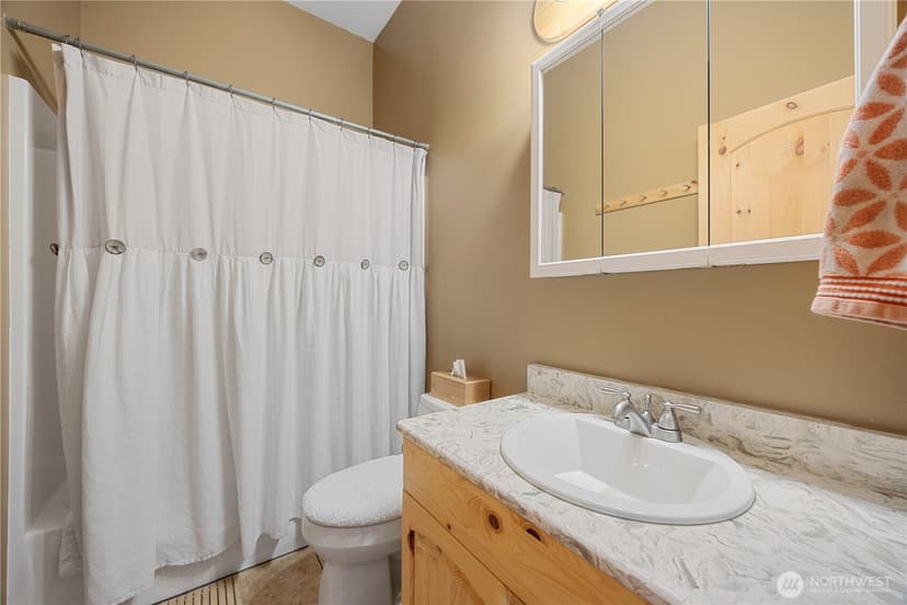 Property photo for 31 Cougar Crossing Lane, Chelan photo 20