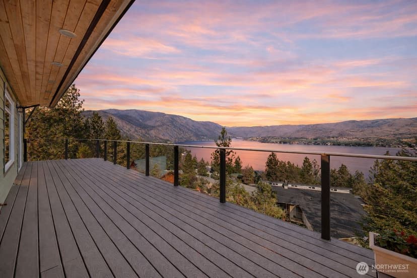 Property photo for 31 Cougar Crossing Lane, Chelan