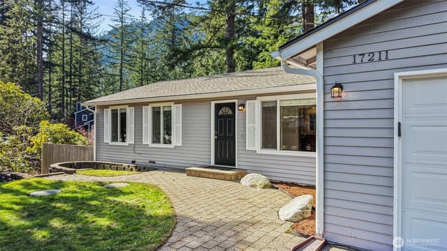 Property photo for 17211 429th Avenue SE, North Bend photo 3