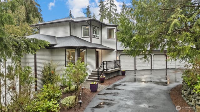 Property photo for 5909 164th Street SW, Lynnwood