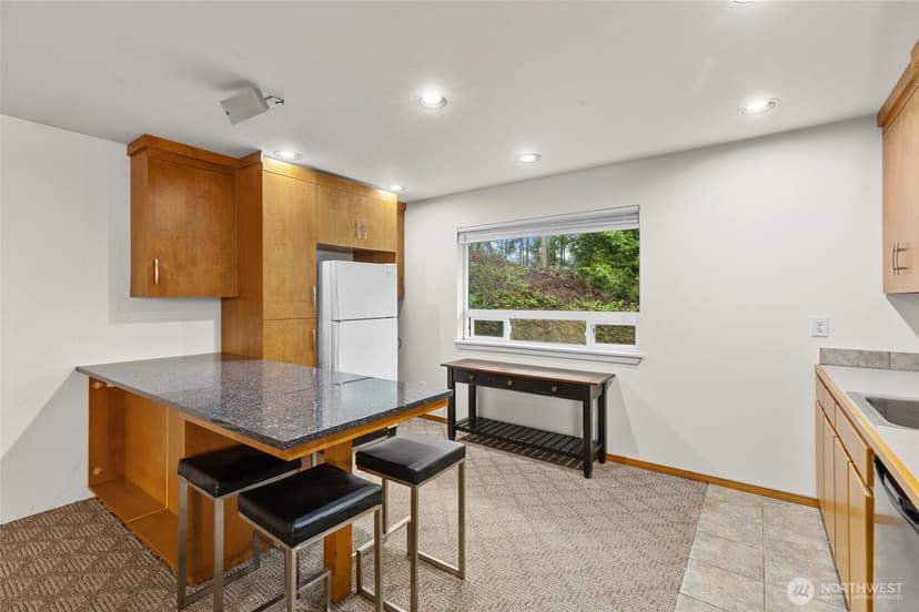 Property photo for 5909 164th Street SW, Lynnwood photo 32