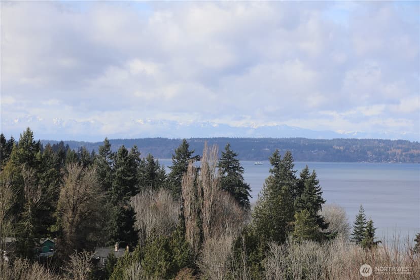 Property photo for 456 View Ridge Drive, Everett photo 40