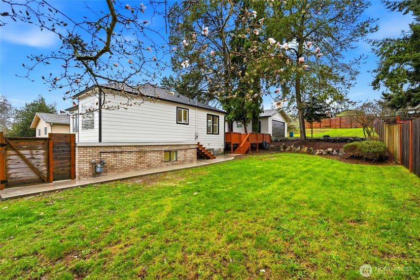Property photo for 10731 18th Avenue SW, Seattle photo 32