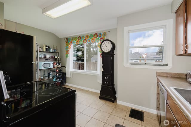 Property photo for 4013 N 14th Street, Tacoma photo 5