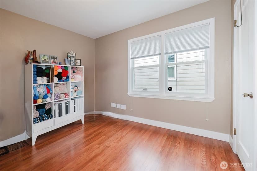 Property photo for 4013 N 14th Street, Tacoma photo 9