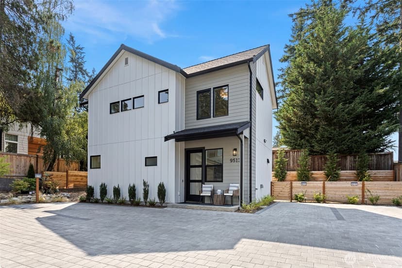 Property photo for 9513 132nd Avenue NE, Kirkland photo 2