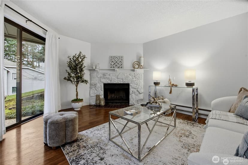 Property photo for 12515 NE 116th Street #B11, Kirkland photo 9