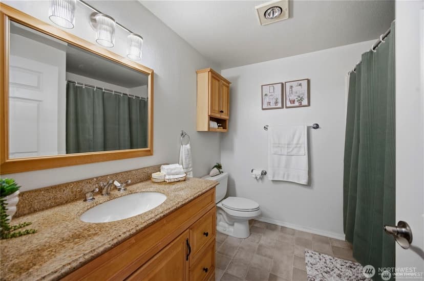 Property photo for 12515 NE 116th Street #B11, Kirkland photo 15