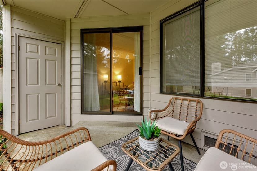 Property photo for 12515 NE 116th Street #B11, Kirkland photo 22