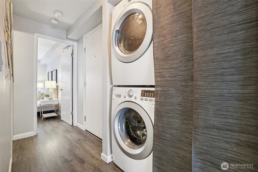 Property photo for 2219 14th Avenue W #304, Seattle photo 13