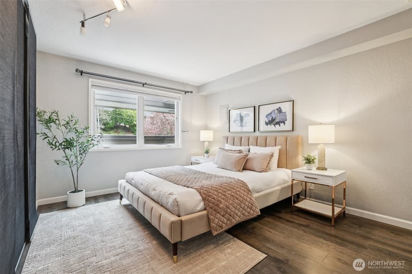Property photo for 2219 14th Avenue W #304, Seattle photo 16