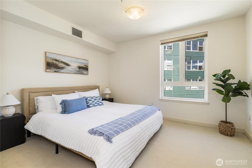 Property photo for 3104 Western Ave #603, Seattle photo 7