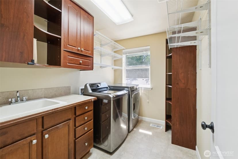 Property photo for 1500 Index Avenue NE, Renton photo 28