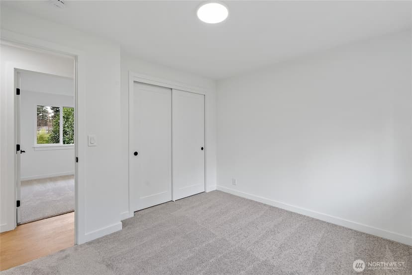 Property photo for 19628 Heinz Place, Lynnwood photo 16